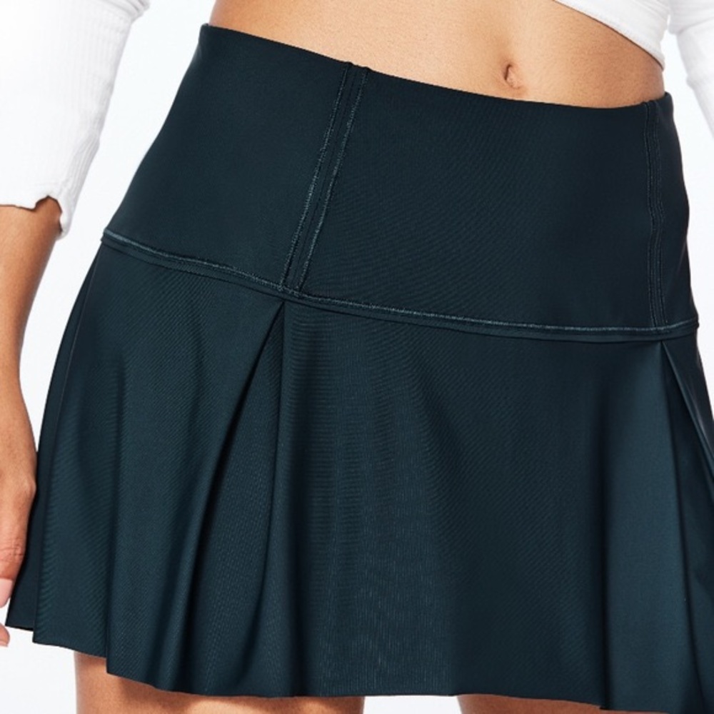 Lululemon lost in pace skirt tall